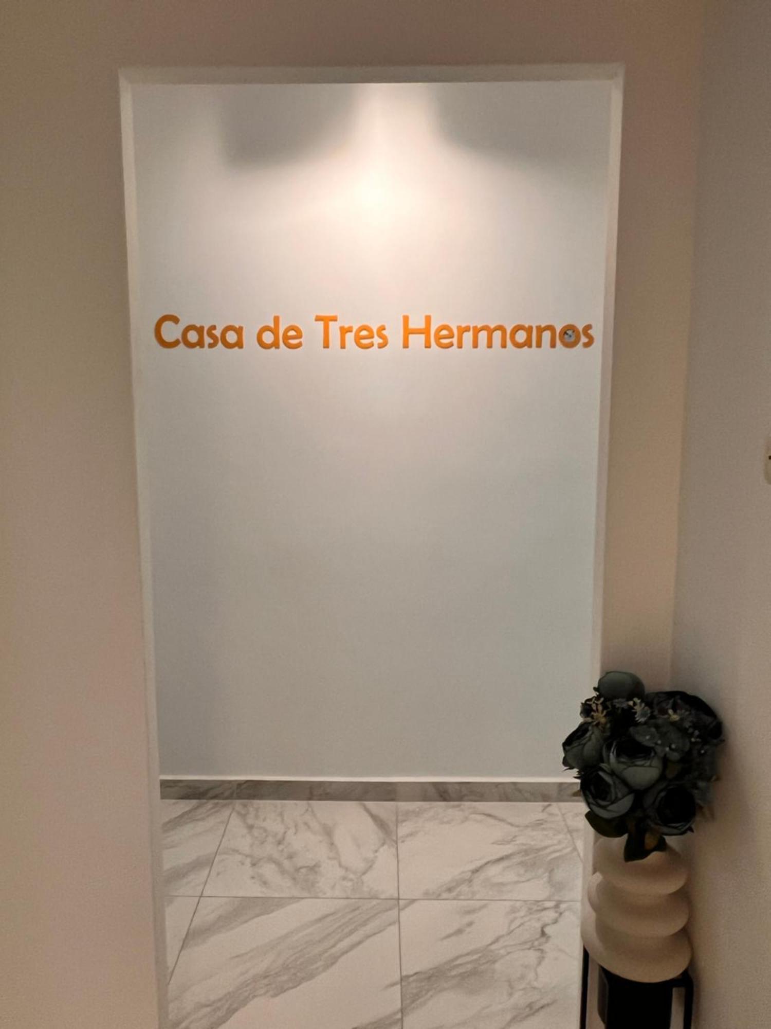 Casa De Tres Hermanos In The Heart Of Athen Exterior foto